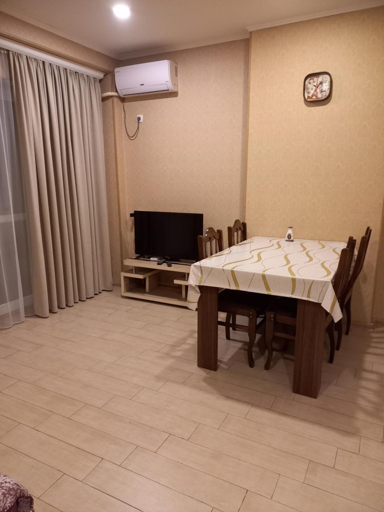 Grigol'S Apartament Tbilisi Exterior photo